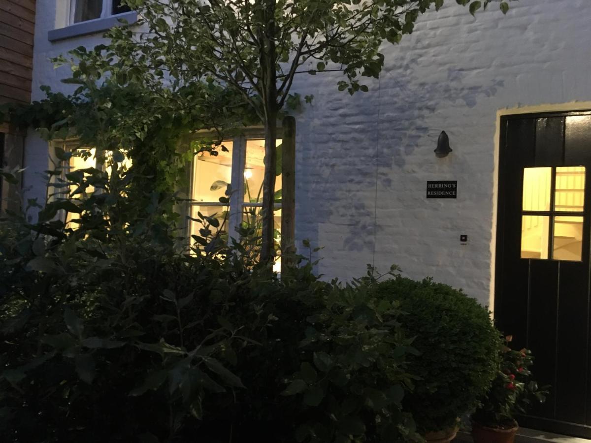 The Herring'S Residence - Stylish Private Cottage With Breakfast In Historic Center - Adults-Only Brugge Buitenkant foto